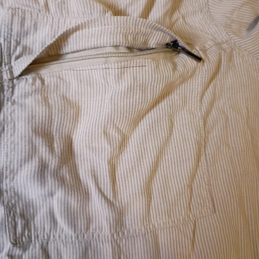The North Face Mens XXL Grey Micro Stripe Long Sleeve Hiking Button Down Shirt